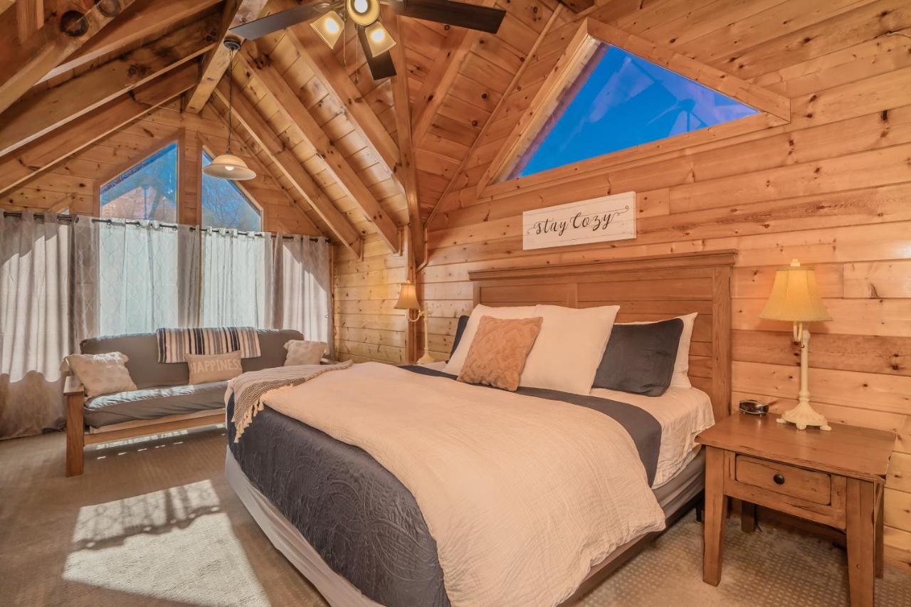 *Family Friendly Cabin Near Dollywood! Pigeon Forge Kültér fotó